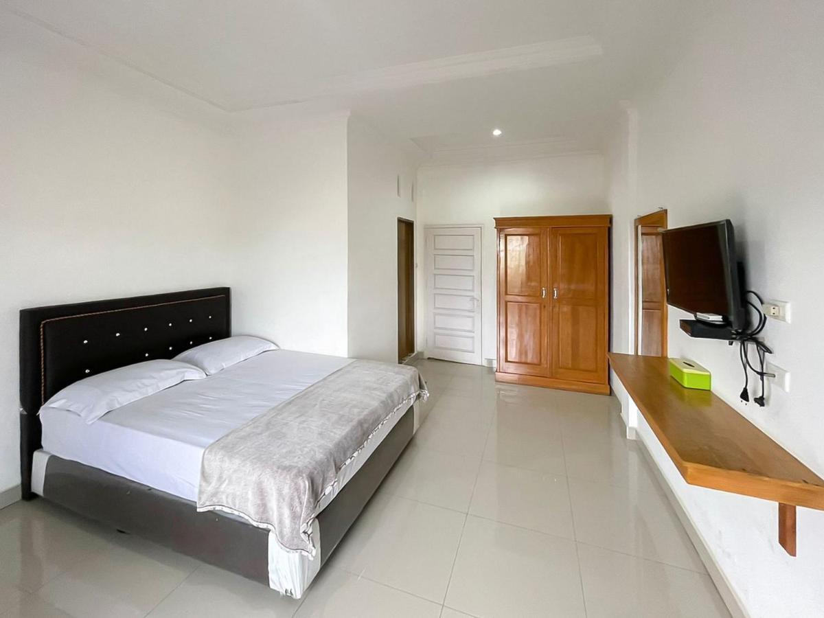 Hotel Lucky 21 Syariah Mitra Reddoorz Lubuklinggau Luaran gambar